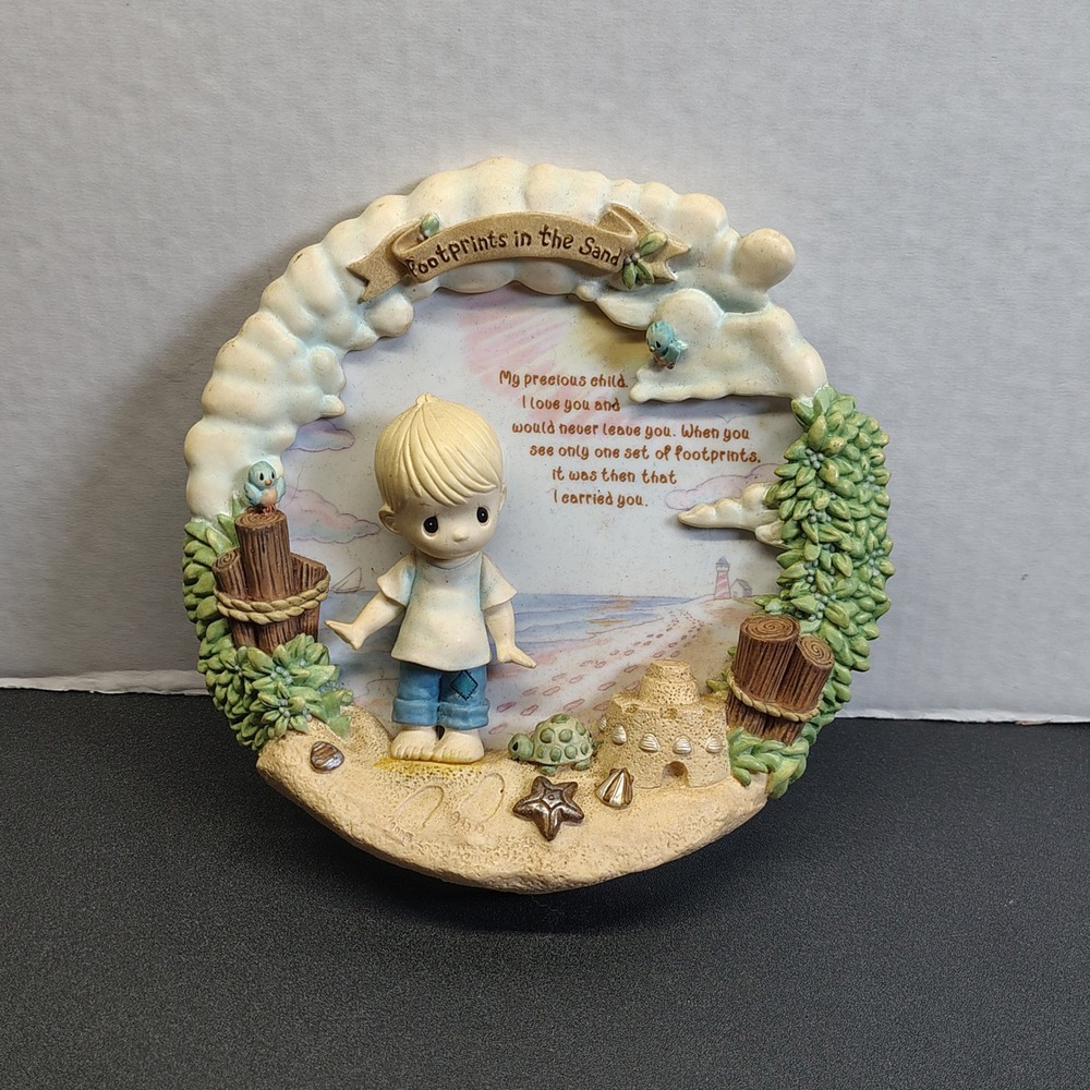 Precious Moments Collector Plate Unisex 7.5in Blue Footprints in the Sand 1999